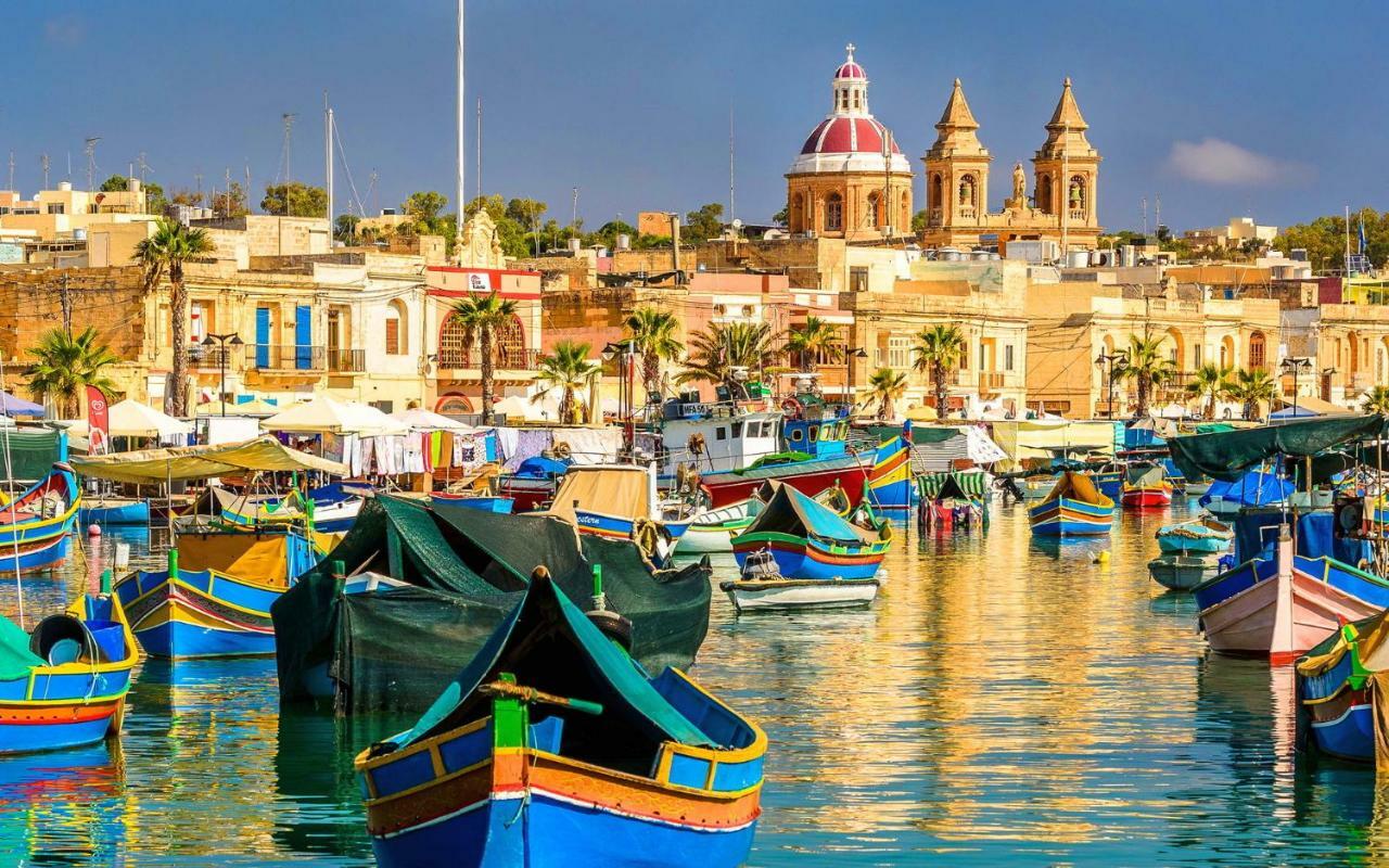 Splendid Apartment, Steps Away From The Sea Sliema Buitenkant foto